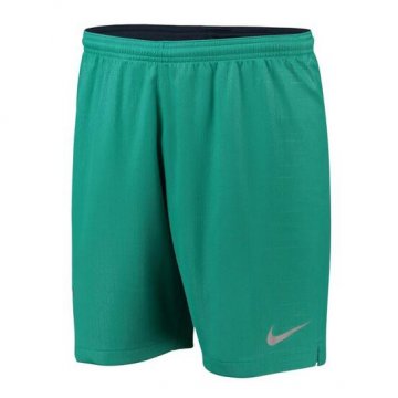 Pantaloncini Tottenham Hotspur Terza 2018/2019 Verde Pantaloncini Tottenham Hotspur Terza 2018/2019 Verde